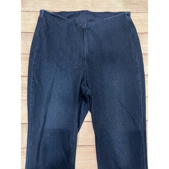 Belle by Kim Gravel Denim Straight Blue Jeans Pull On Waist Size 10 - Picture 2 of 6